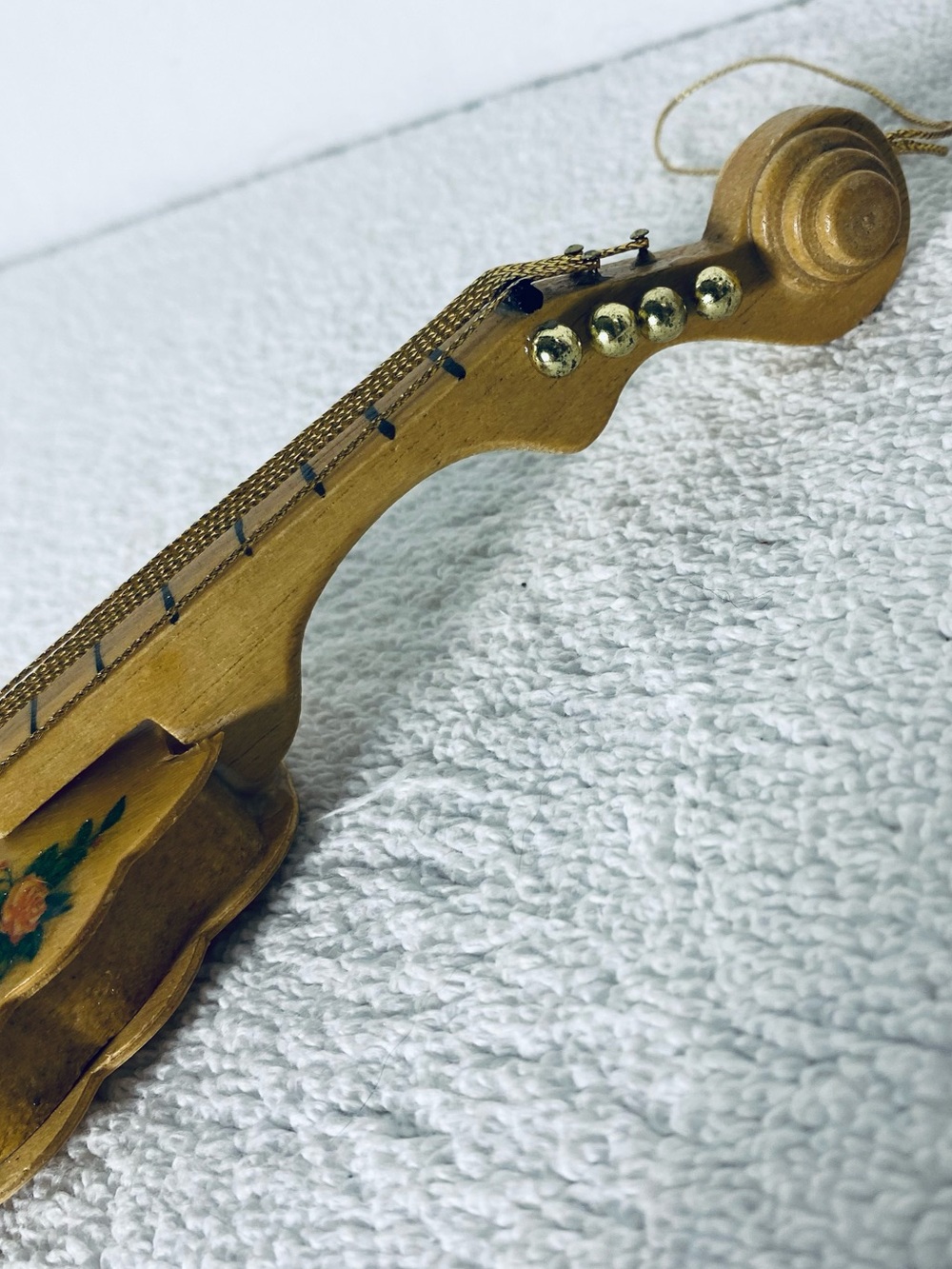 Vintage Wooden Mandolin Christmas Ornament Hand Painted Floral Instrument - Picture 9 of 12